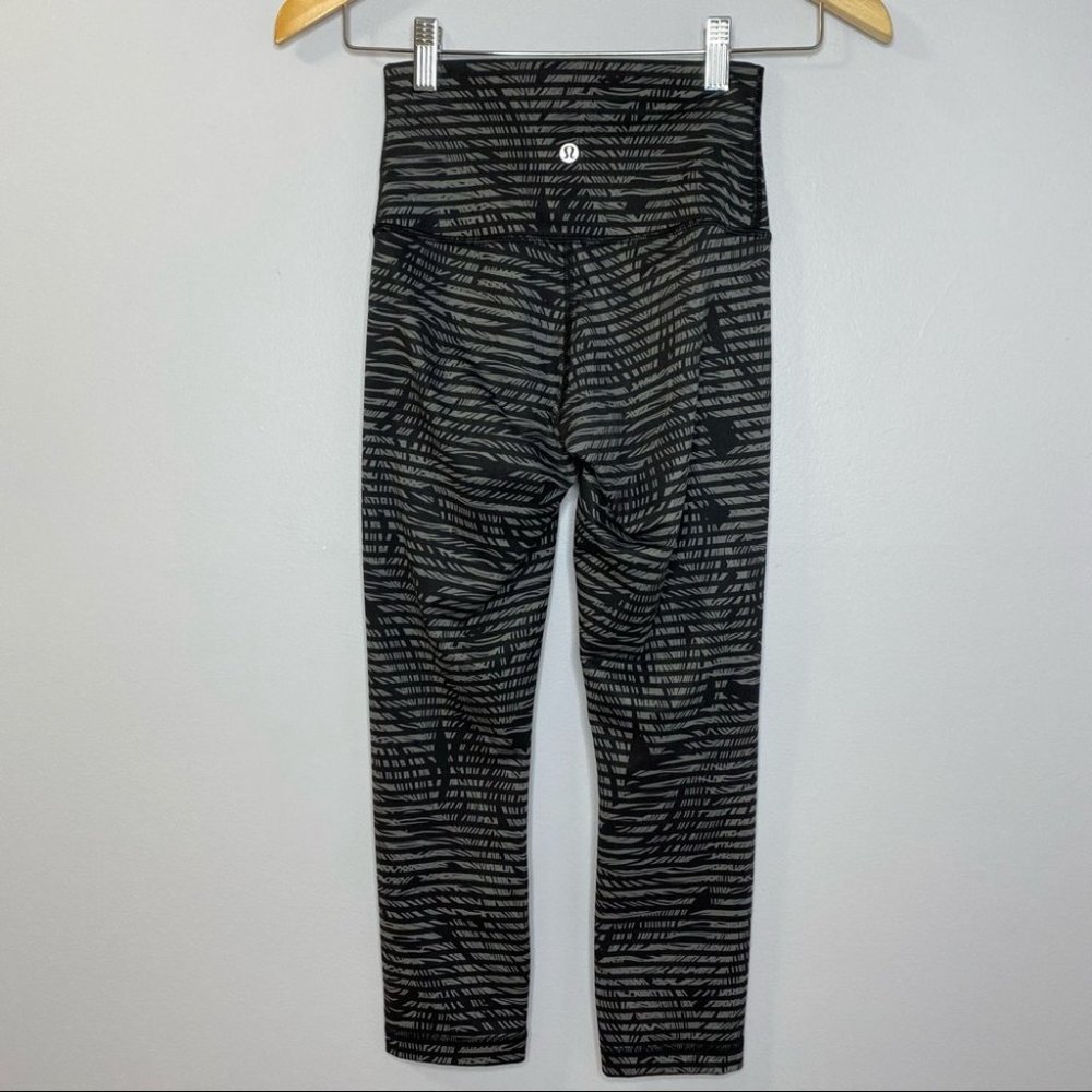 Lululemon Wunder Under Feather Print Crop Leggings - Picture 3 of 9